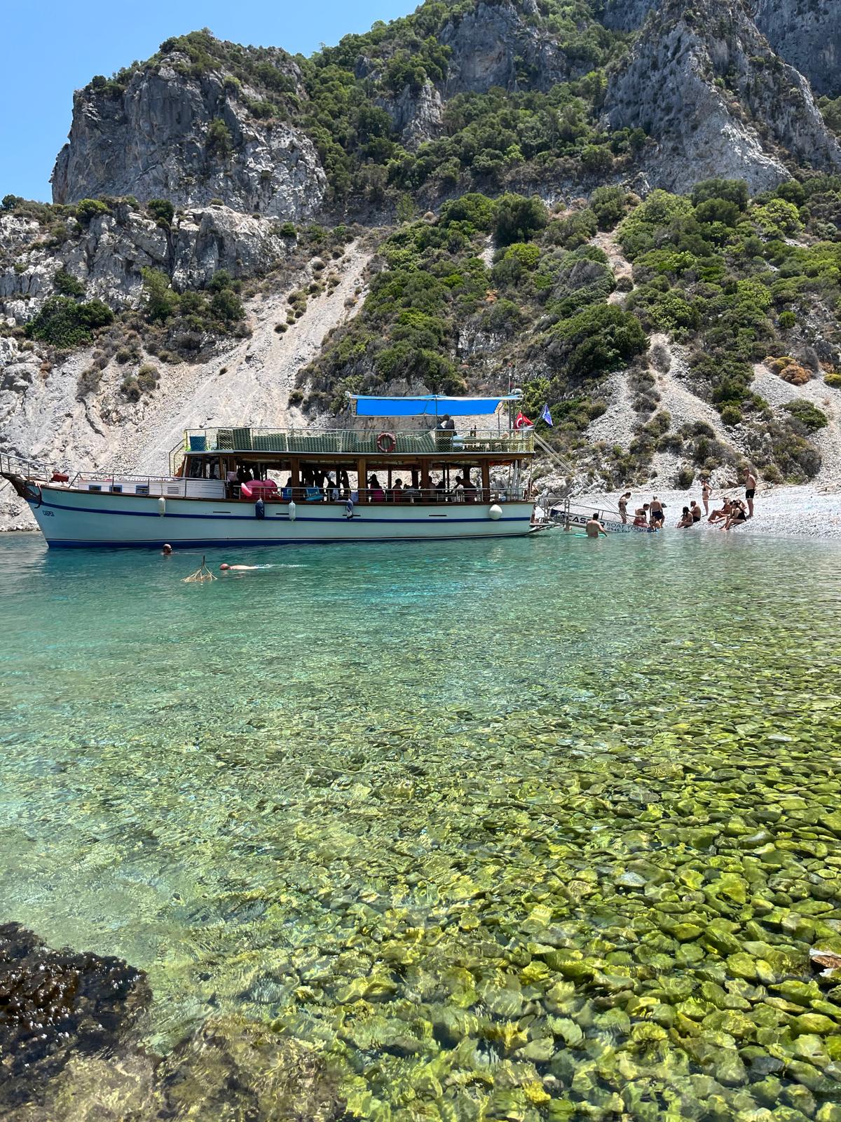 Sakin Aile Tekne Turu, Güzelçamlı