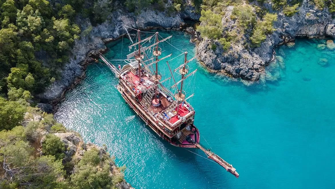 Fethiye Ölüdeniz Korsan Tekne Turu