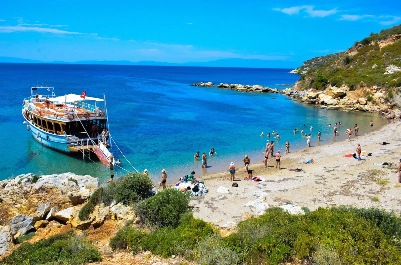 Kuşadası Tekne Kiralama, 35-50 Kişilik Gruplar
