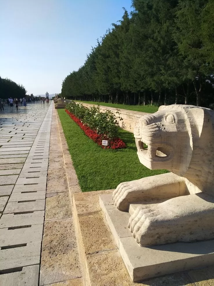 İzmir Çıkışlı Ankara ve Eskişehir Turu (1 Gece Konaklamalı)