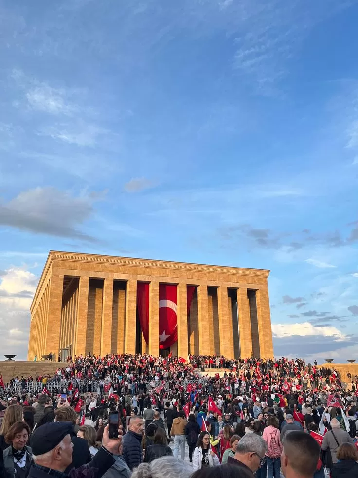 İzmir Çıkışlı Ankara ve Eskişehir Turu (1 Gece Konaklamalı)