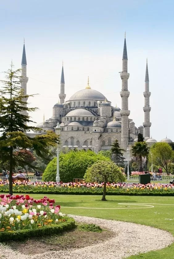 İzmir Çıkışlı İstanbul Tarihi Camii Turları (2 Gece), 2026 Fiyat İstanbul Turu