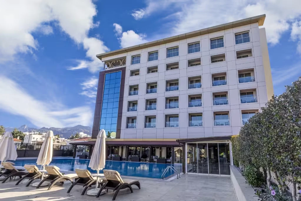 İzmir Çıkışlı Kıbrıs Turu (4 Gün 3 Gece)