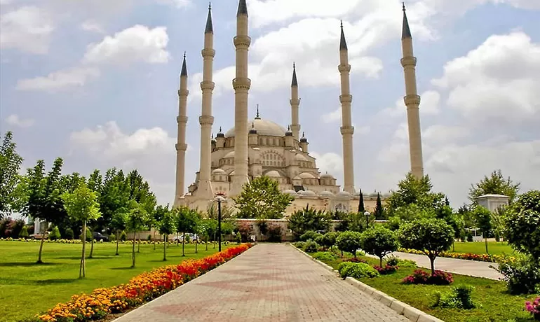 İzmir Çıkışlı Uçaklı Gap ve Diyarbakır Turu, Ara Tatil 2025