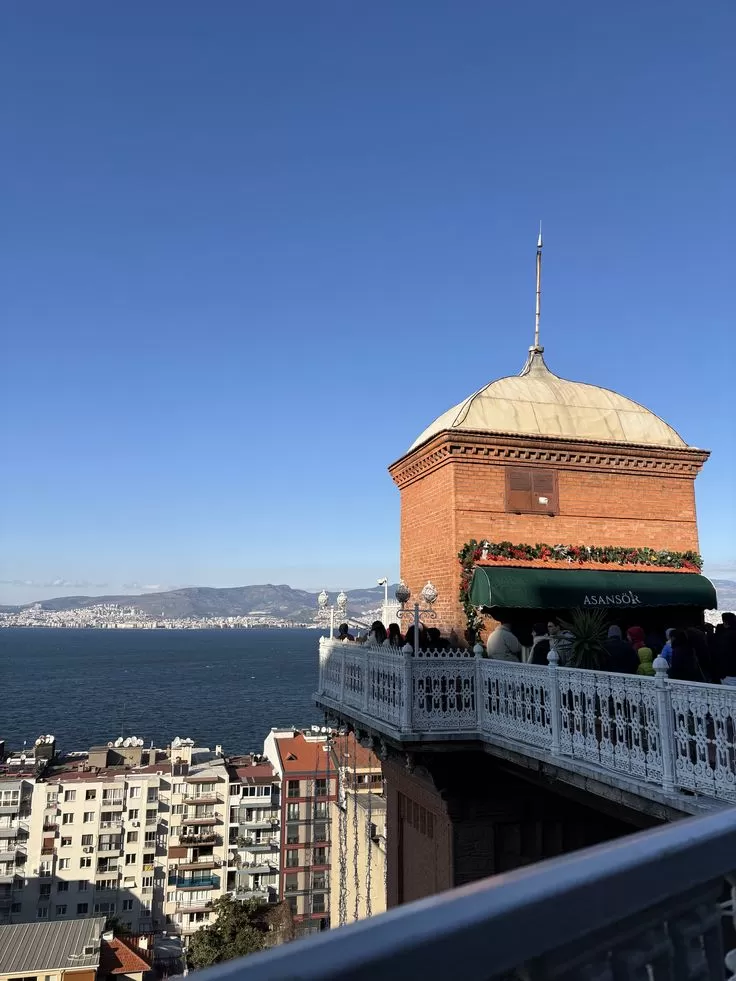 İzmir Vip Araç İle Tarihi Yerler Turu ( Özel )
