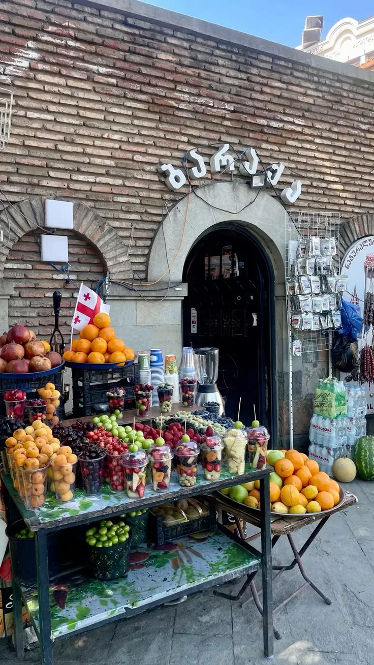 İzmir`den Vizesiz Uçakla Batum Tiflis Kars Turu (5 Gün 4 Gece)
