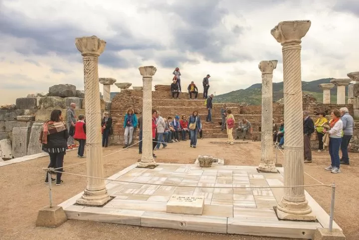  İzmir'den Hareket Efes, Meryem Ana, Efes Müzesi ve Şirince Turu - Standart Tur