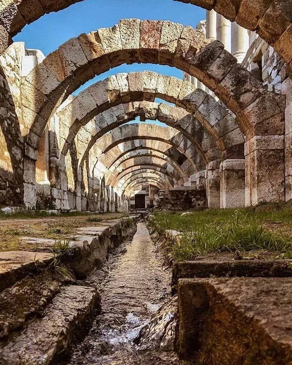 İzmir Vip Araç İle Tarihi Yerler Turu ( Özel )