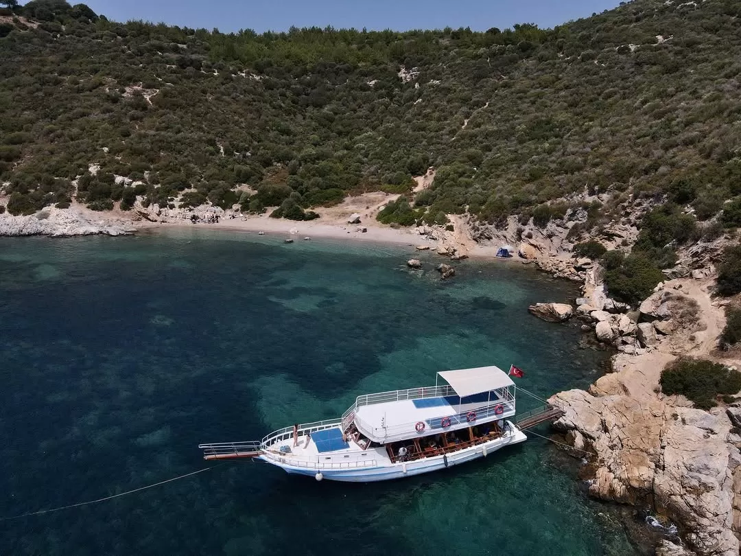 Kuşadası Sakin Tekne Turu
