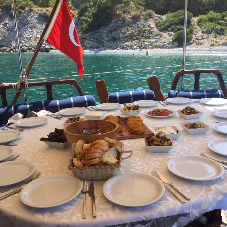 Kuşadası Setur Marina Özel Yat Turu