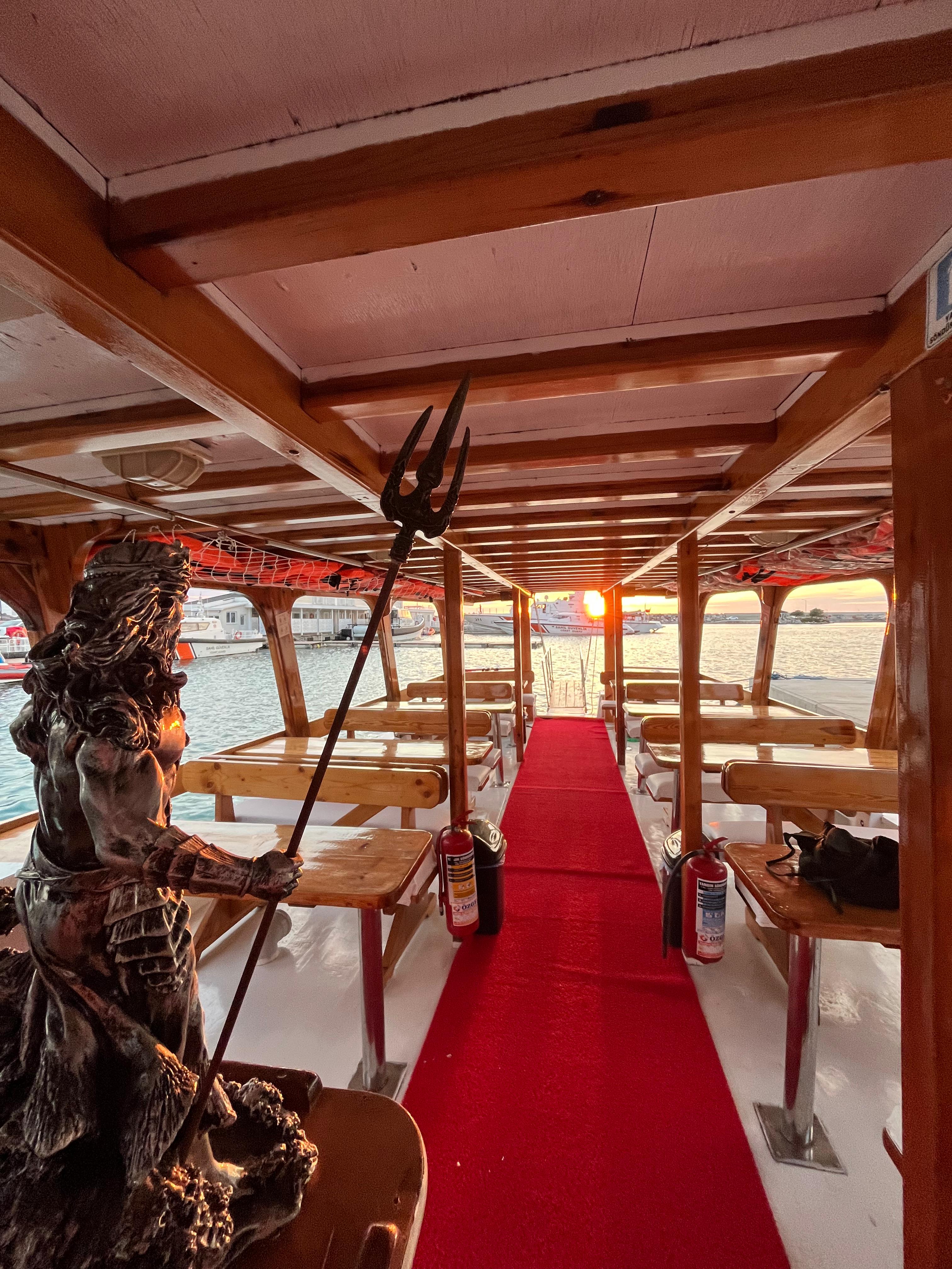 Kuşadası Setur Marina Tekne Turu, Özel Gruplara Uygun