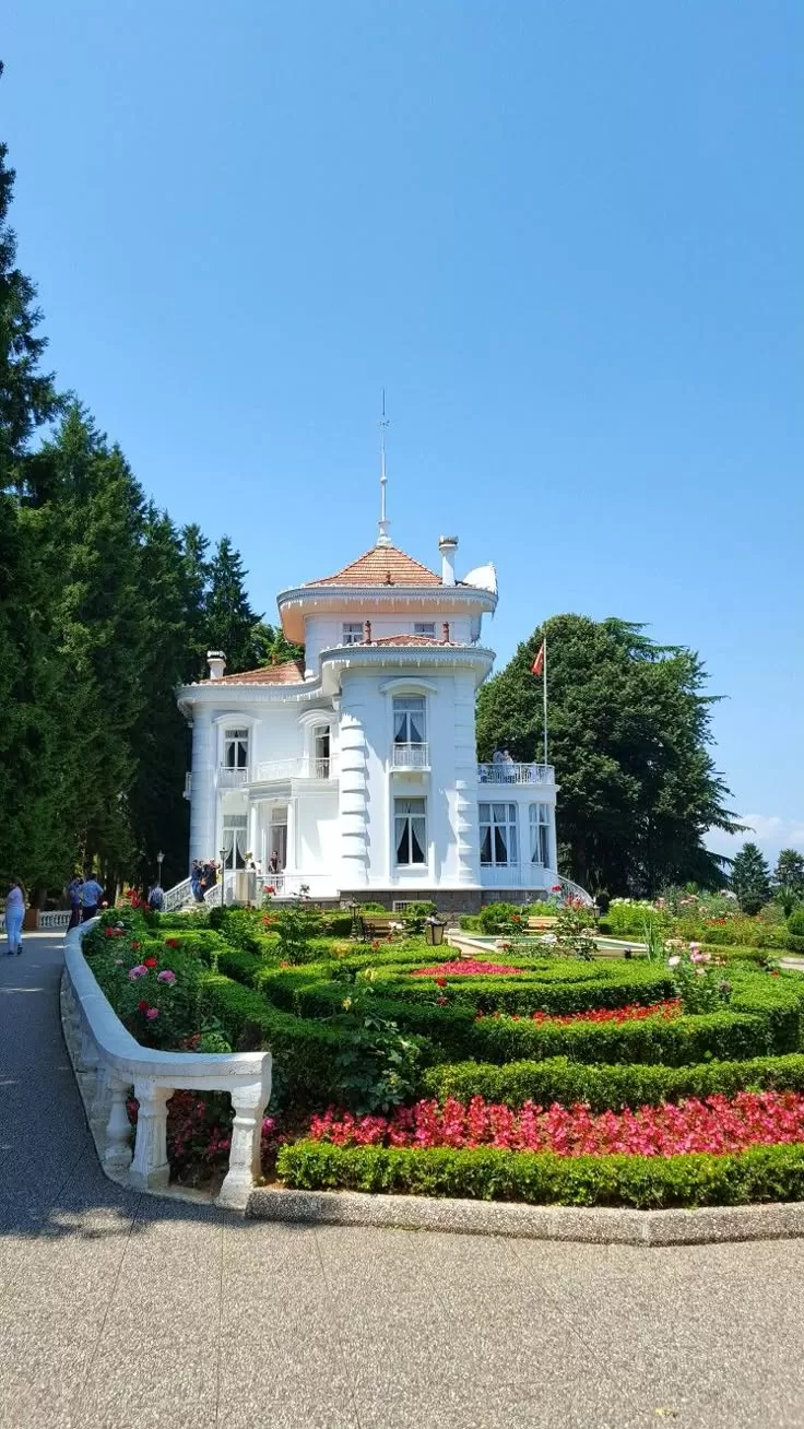 Uçaklı Gürcistan Batum Turu 2 Gece, 