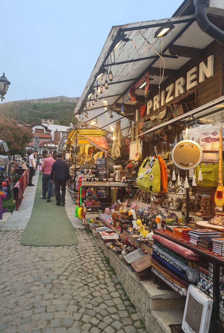 Uçaklı Vizesiz Büyük Balkan Turu, İzmir'den Direk Uçuş