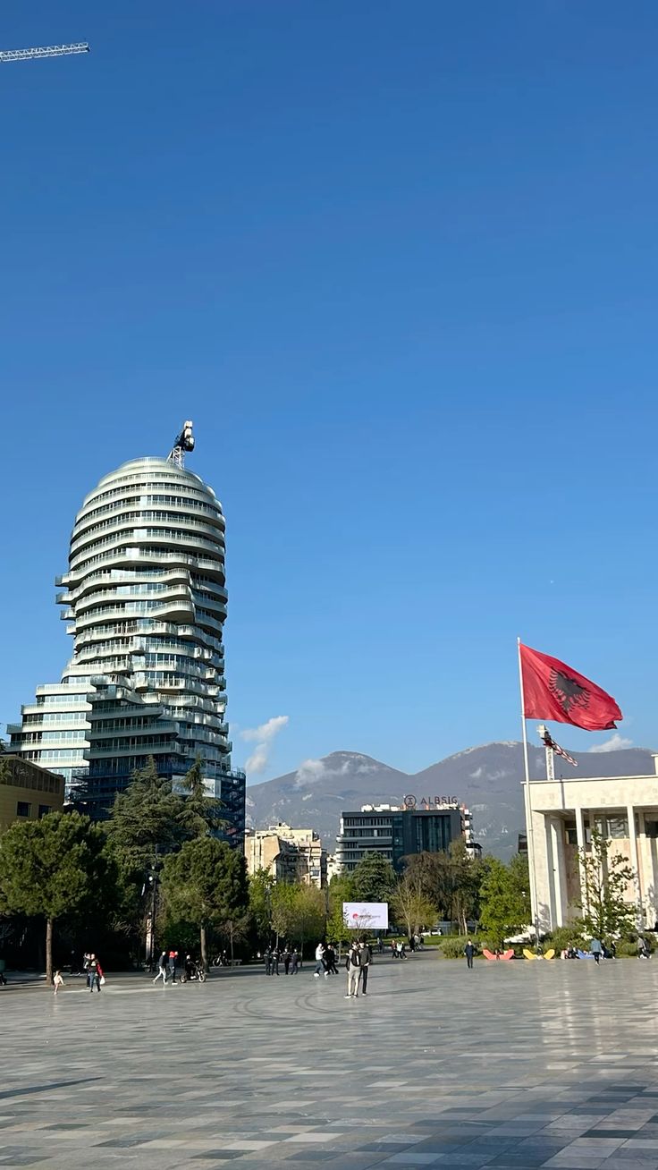 Uçaklı Vizesiz Büyük Balkan Turu, İzmir'den Direk Uçuş
