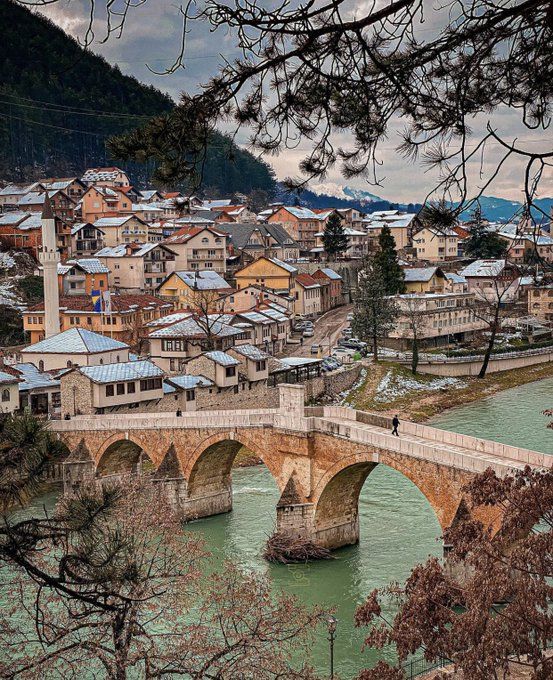 Uçaklı Vizesiz Büyük Balkan Turu, İzmir'den Direk Uçuş