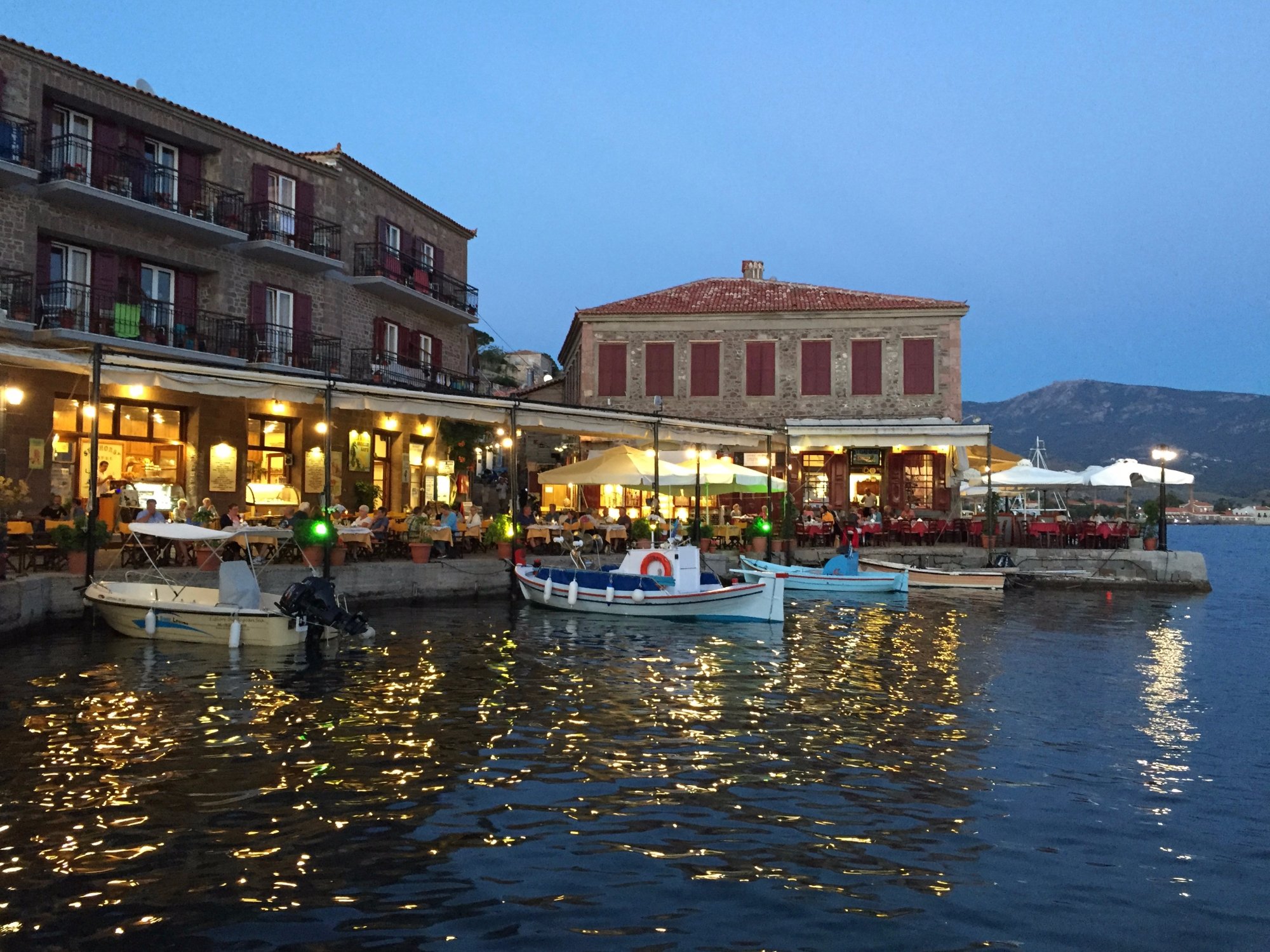 Yılbaşı Midilli Ada Turu - 5* Otel Konaklama- Yunan Taverna Gecesi- Gala Yemeği